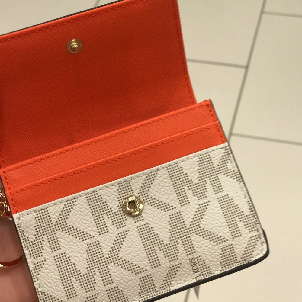Michael Kors Jet Set Travel Leather / PVC Case - Picture 5 of 6